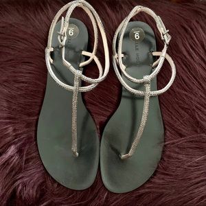 Pelle Moda sandals size 9